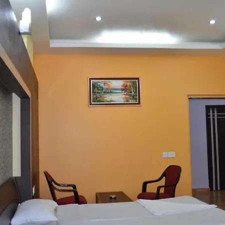 Hotel Barbareek Shillong Exterior photo